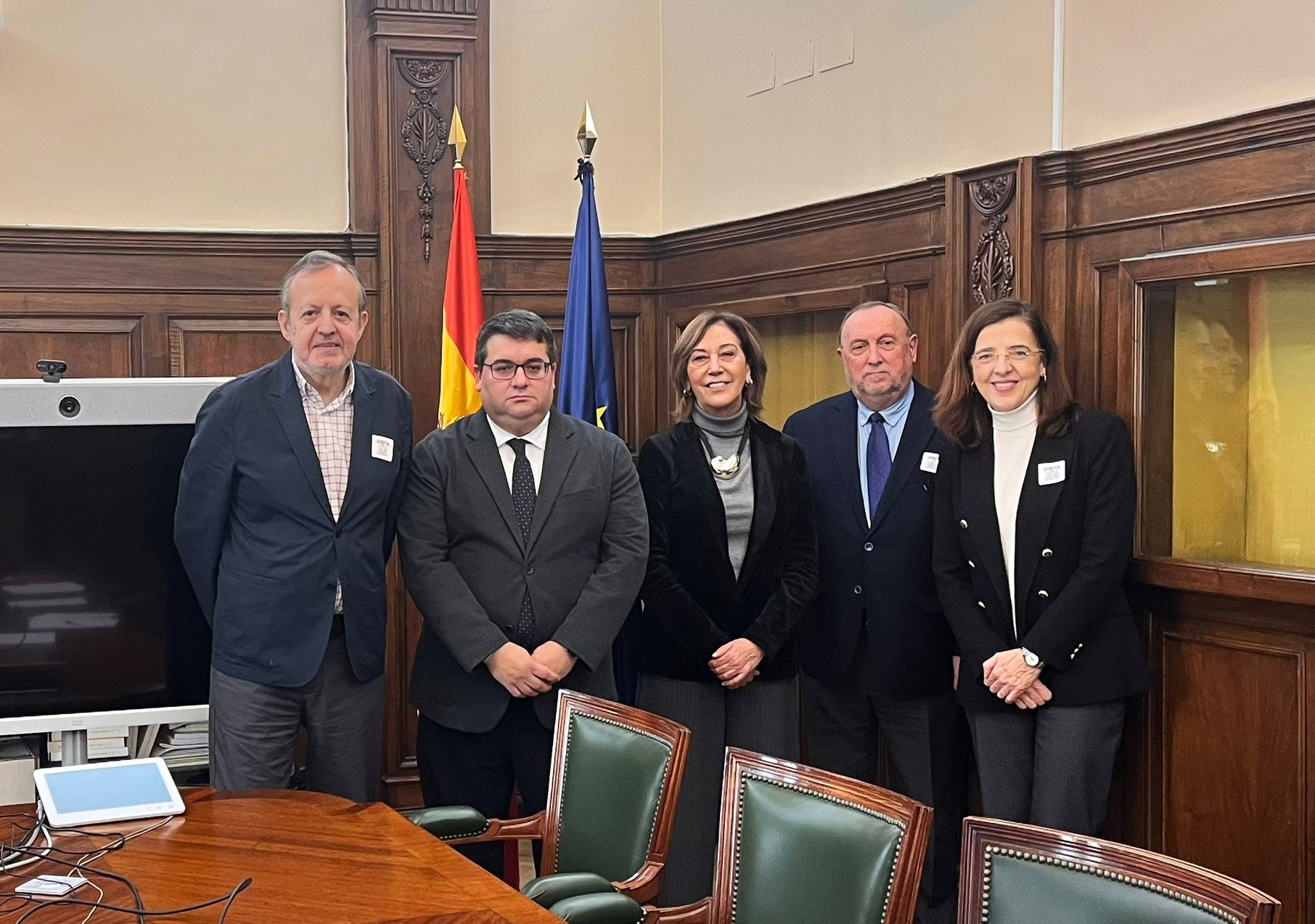 La Alianza Apoyo y Autonomía se reúne con la Dirección General de Seguridad Jurídica y Fe Pública para avanzar en la aplicación de la Ley 8/2021